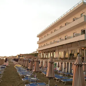 Parrini Hotel Follonica