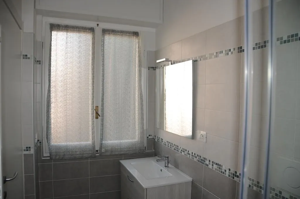 Affittacamere La Perla La Spezia Guest house
